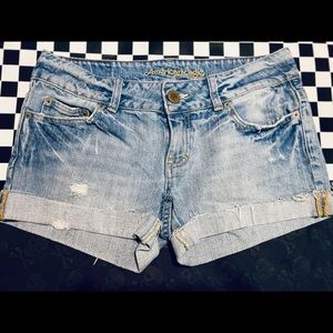 American Eagle Jean Short Size 6